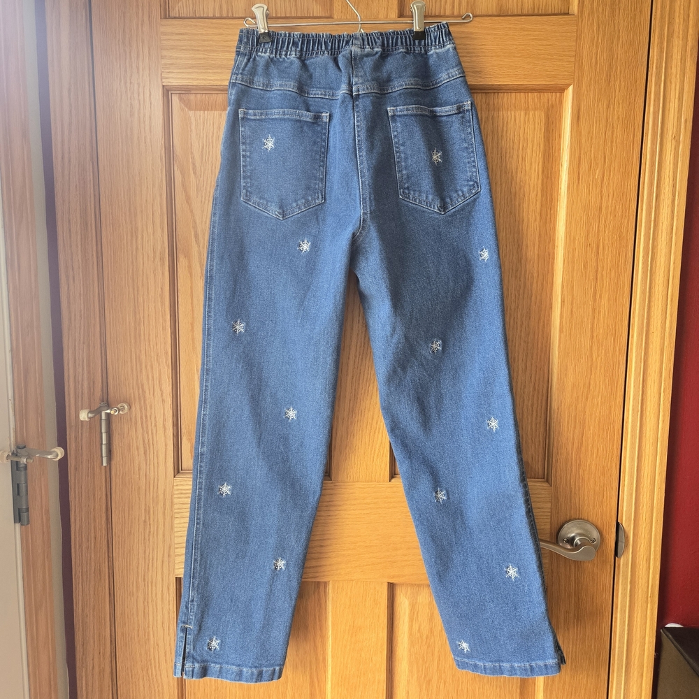 Quacker Factory Blue Straight Leg Jeans with Star/Snowflake Embroidery - Picture 2 of 7